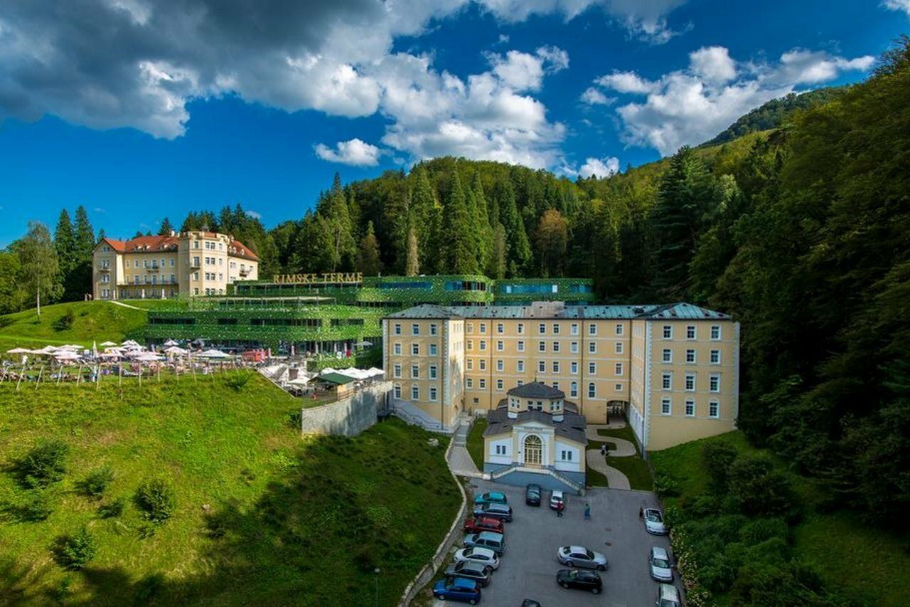 Rimske Terme - Hotel Zdraviliski Dvor Rimske Toplice Exterior foto